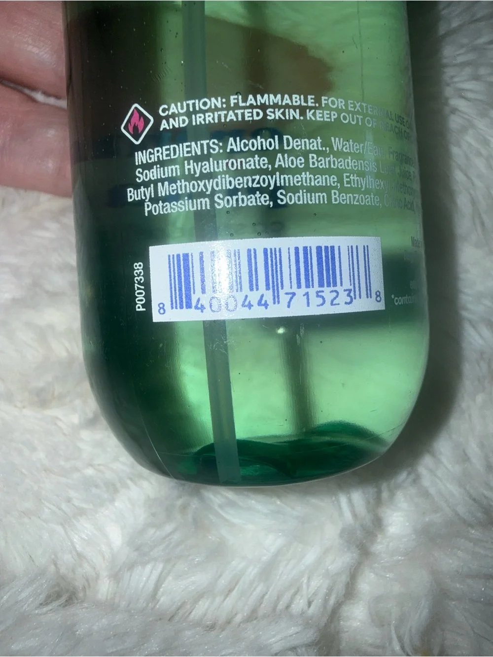 EOS body lotion, pomegranate raspberry& Buddy mist cream de pistachio